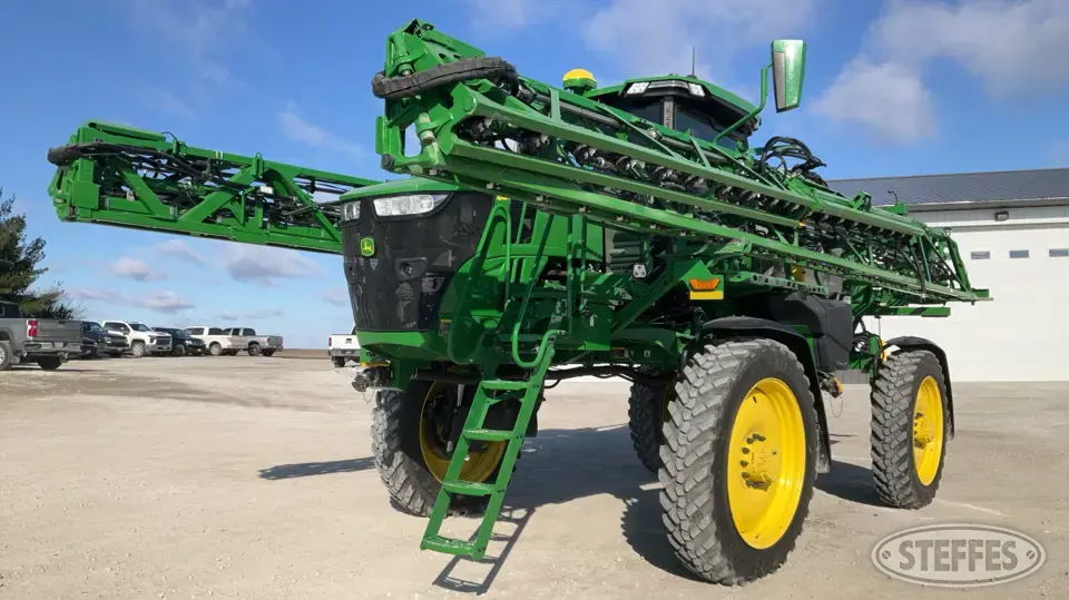 2022 John Deere 412R Self-Propelled Sprayer