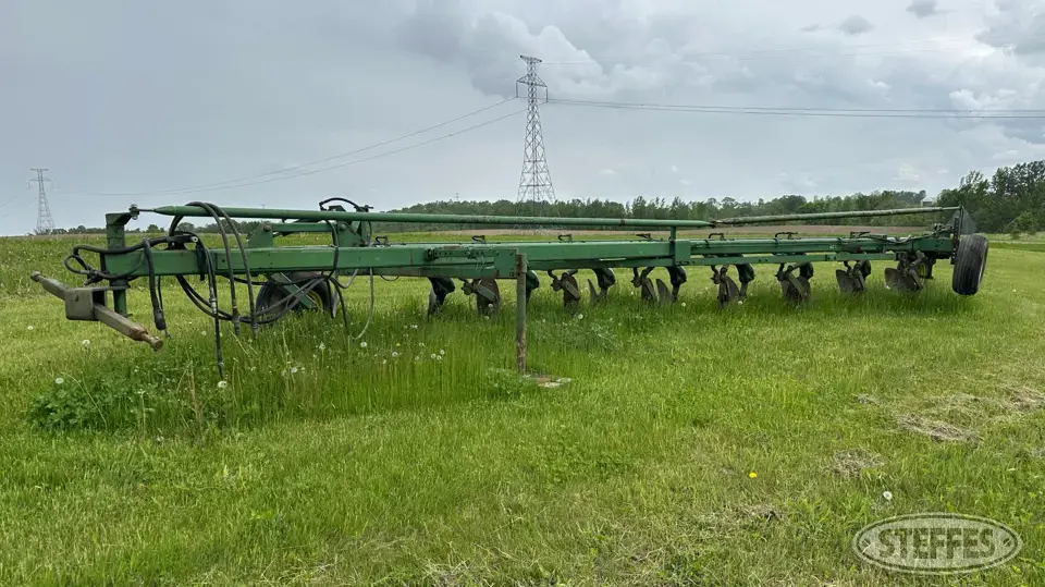 John Deere 2500 Cable Plow