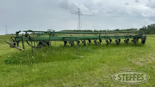 John Deere 2500