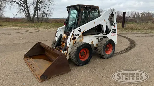 2004 Bobcat S300