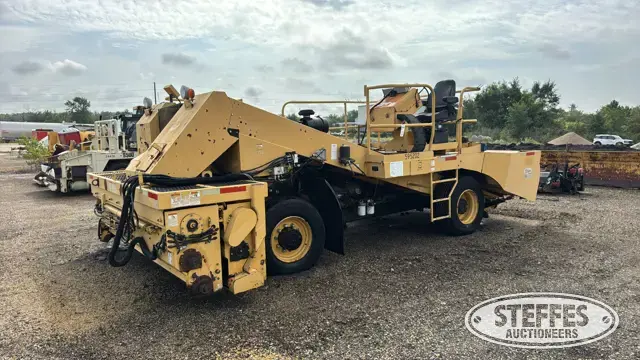 2002 Etnyre ChipSpreader Quad