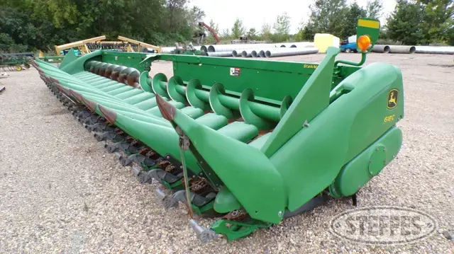 2013 John Deere 618C