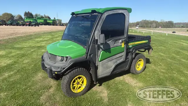 2018 John Deere XUV835R