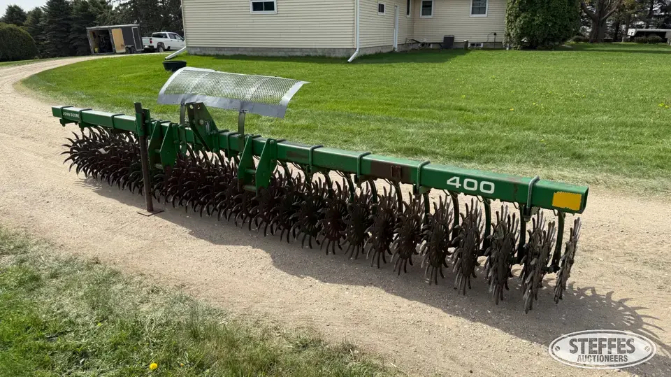 John Deere 400 Rotary Hoe
