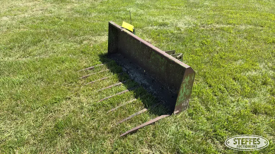 Manure bucket Tractor Loaders and Attachment