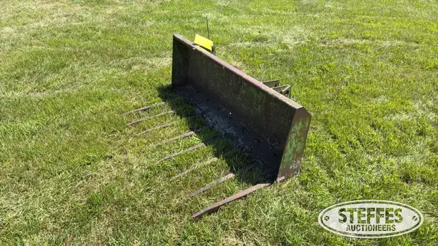 Manure bucket