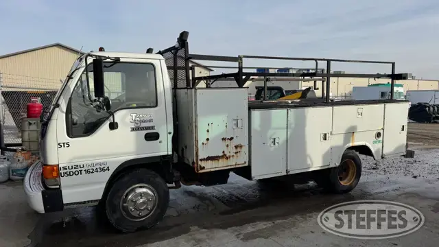 1997 Isuzu NPR