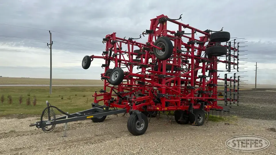 2022 Wil-Rich QX2 Field Cultivator