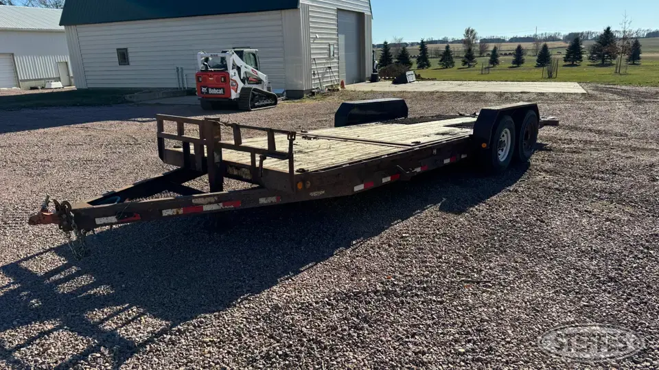 2017 PJ Trailers Flatbed Trailer