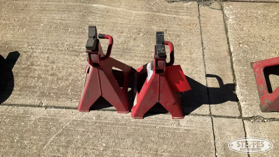 (2) Sunex 1006 jack stands General Tools and Shop Supply