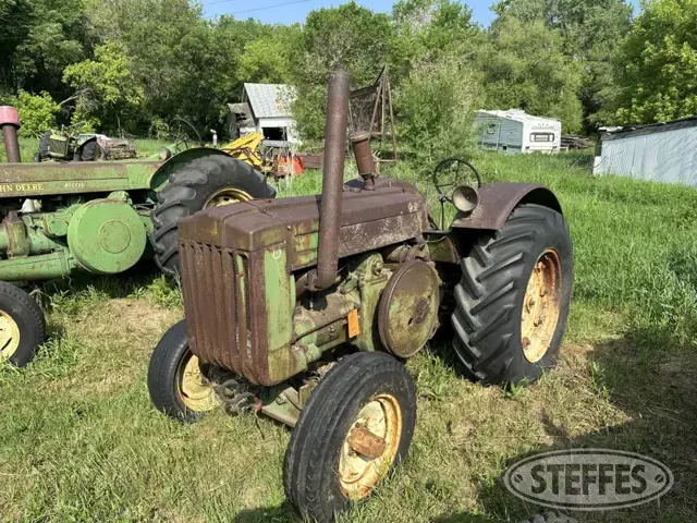 John Deere D