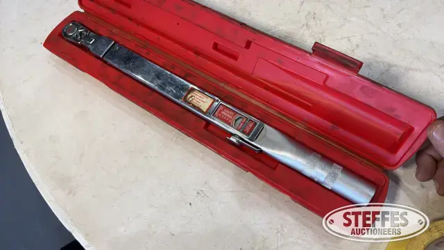 Snap-on torque wrench