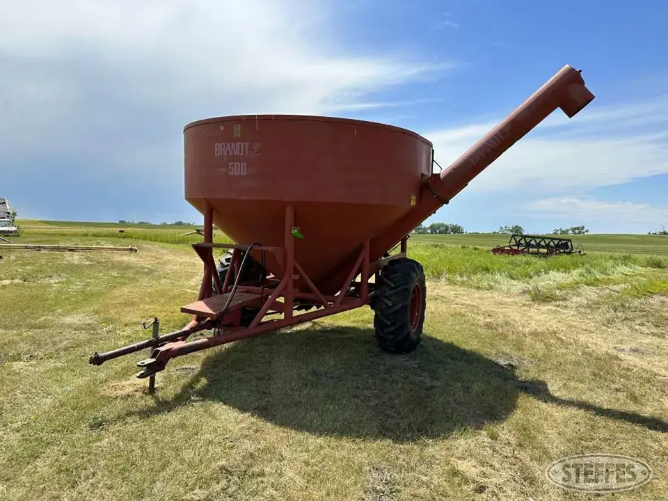 1982 Brandt 500 Grain Cart