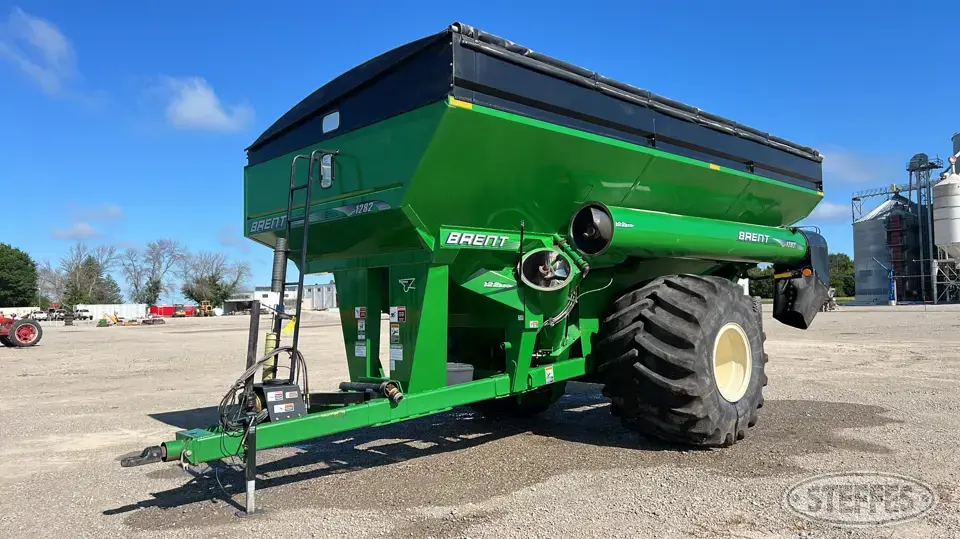 2013 Brent 1282 Grain Cart
