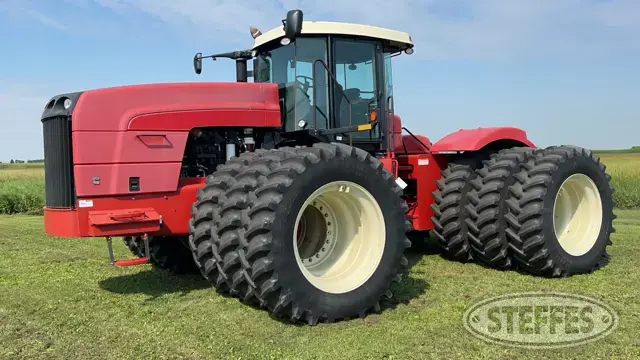 2010 Versatile 435
