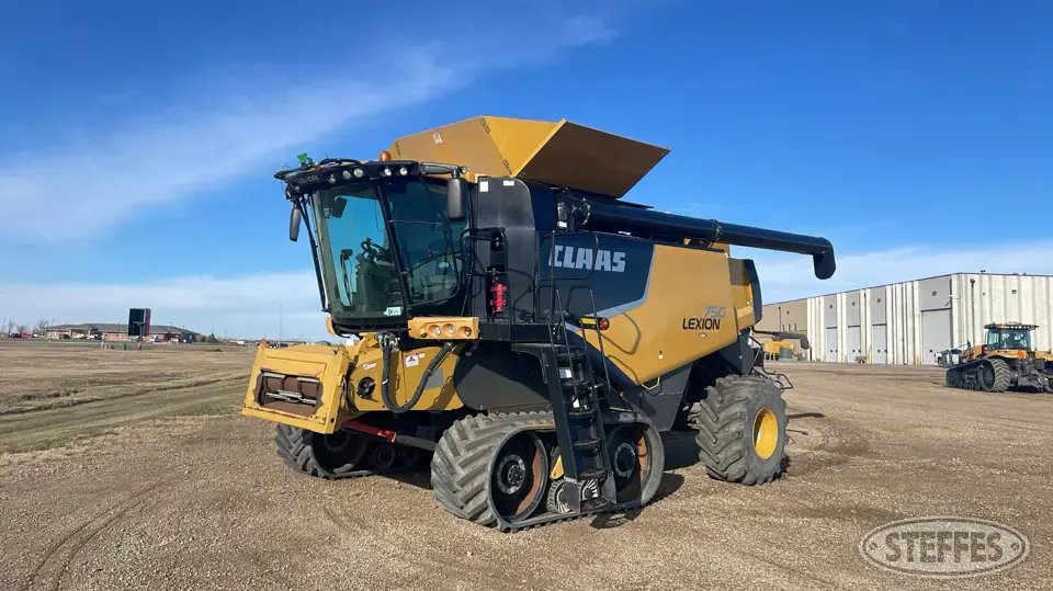 2011 Claas Lexion 750TT Combine