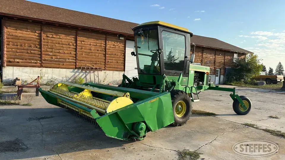 1981 John Deere 2320 Self-Propelled Swather