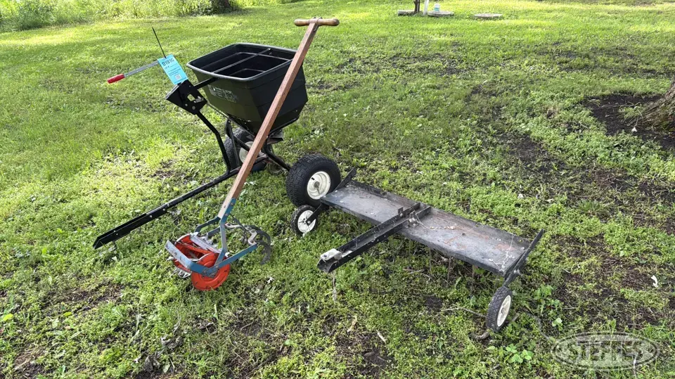 Agri-Fab Lawn Sprayers and Spreader
