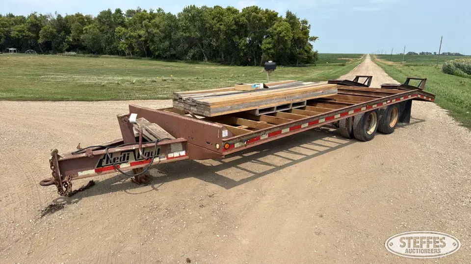 1992 Redi Haul Flatbed Trailer