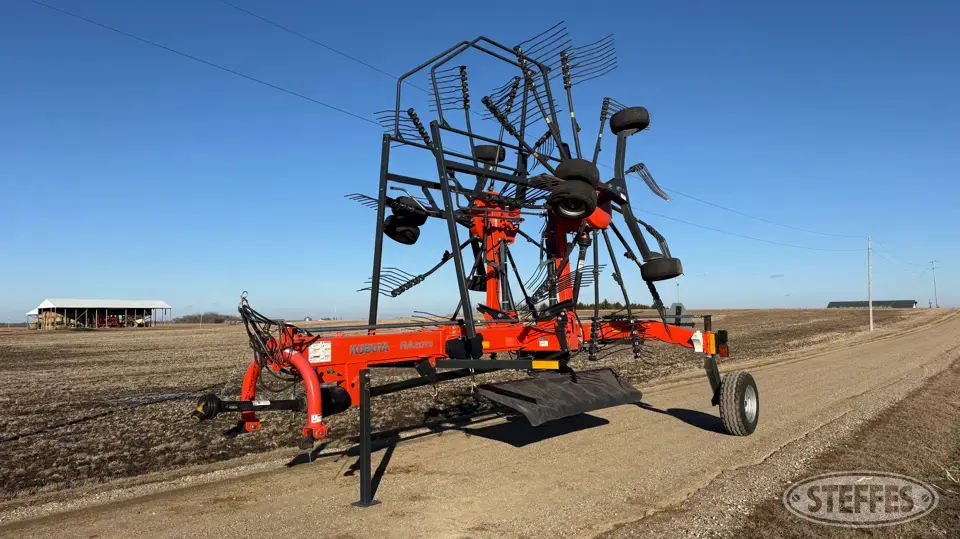 2019 Kubota RA2076 Rake