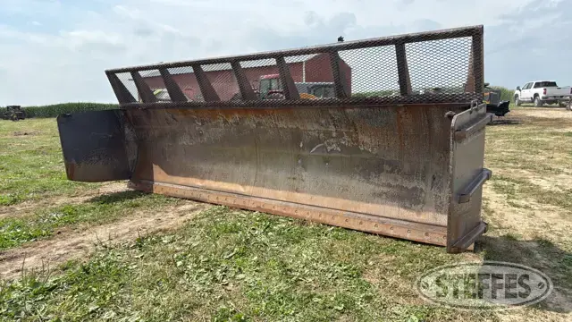 Grouser 6200