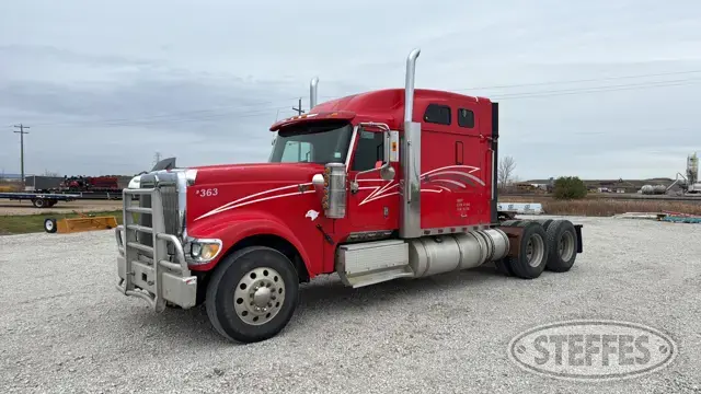 2000 International 9900ix