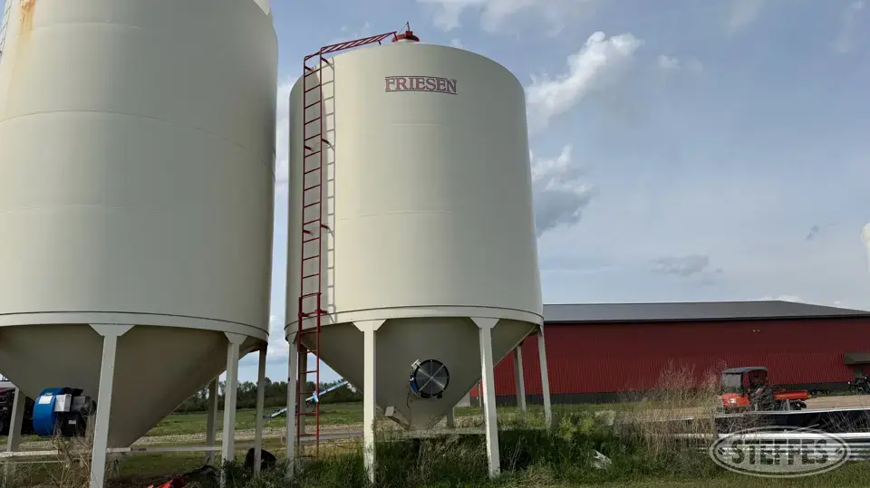 Friesen Hopper Bin