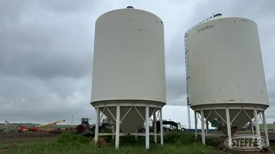 Meridian Stor-King Hopper Bin
