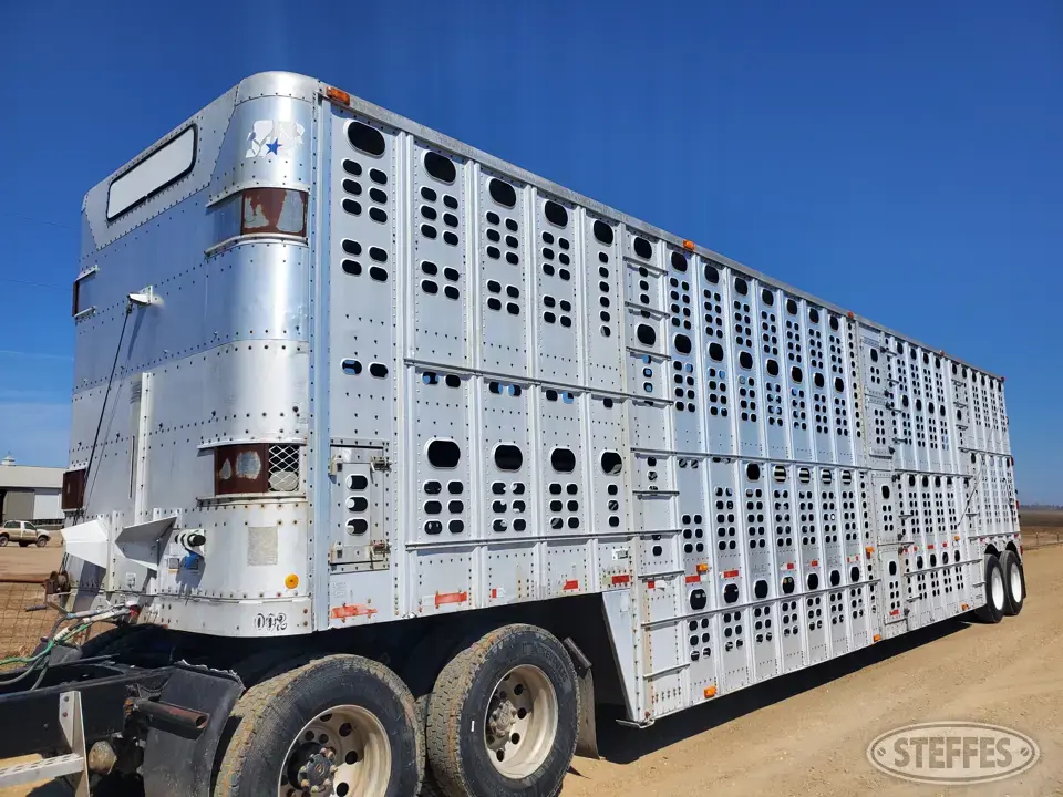 1993 Wilson PSDCL-308 Semi Livestock Trailer