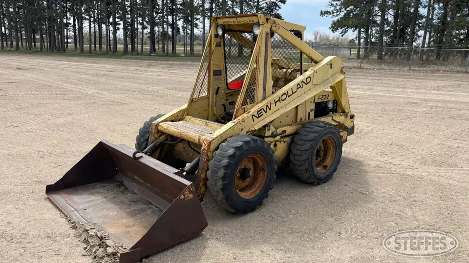 New Holland L35 Wheeled Skid Steer