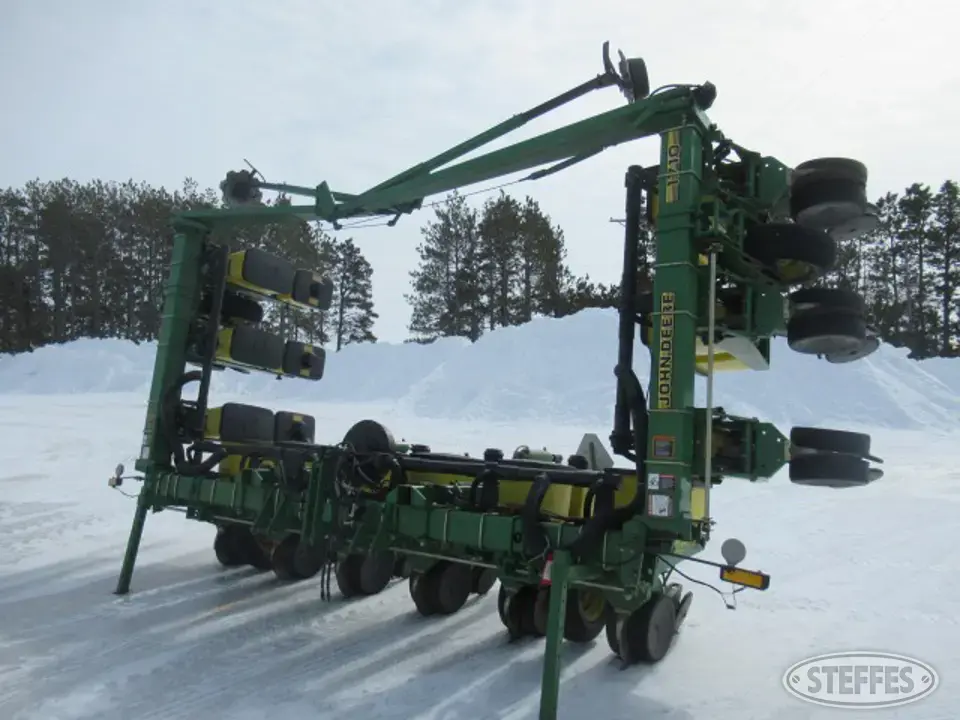 John Deere 1710 12 or More Row Planter