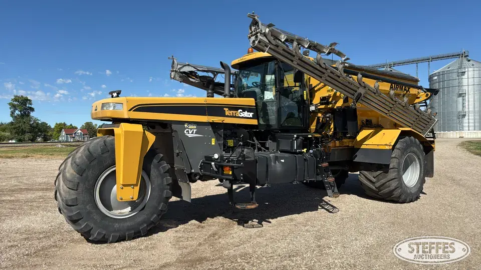 2017 TerraGator TG9300B Self-Propelled Dry Applicators-Spreaders-Floater