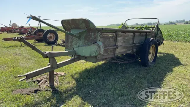 John Deere N