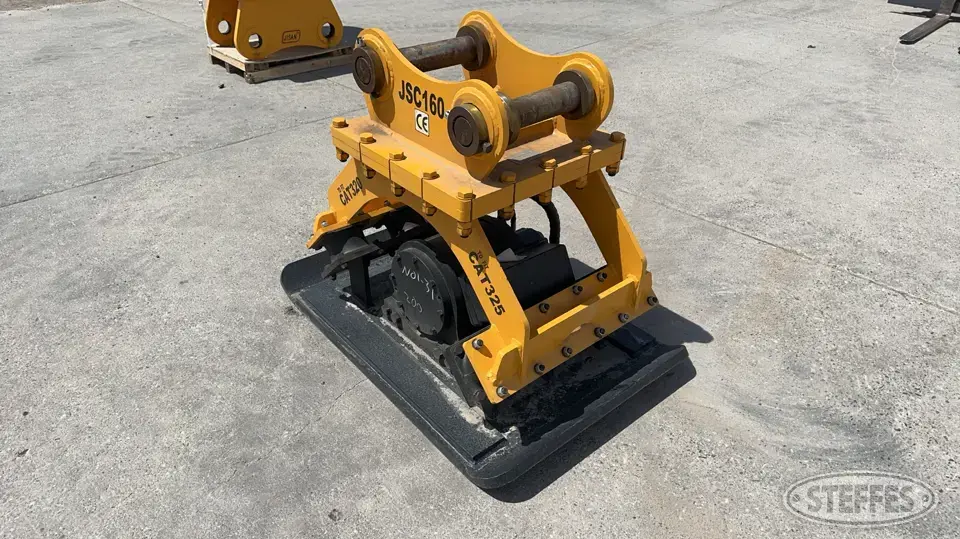 Jisan JSC160 Excavator Attachment