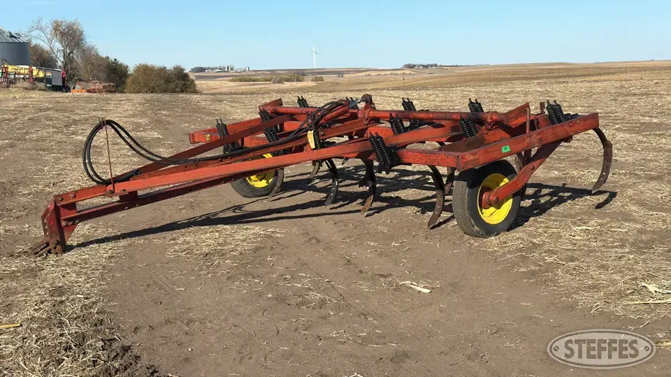 International 55 Chisel Plow