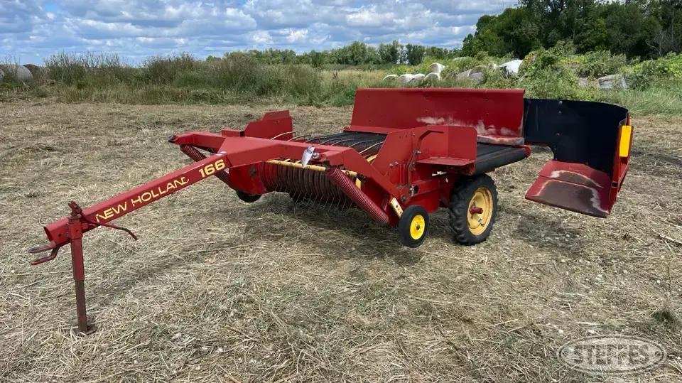New Holland 166 Rake