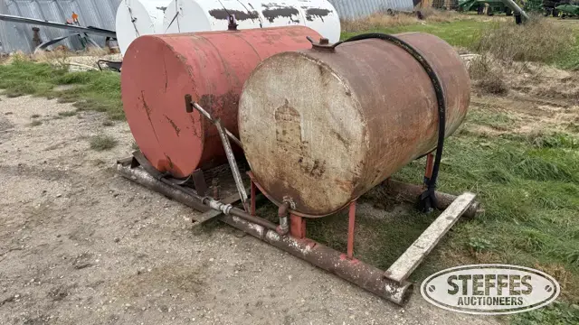 (2) Fuel tanks