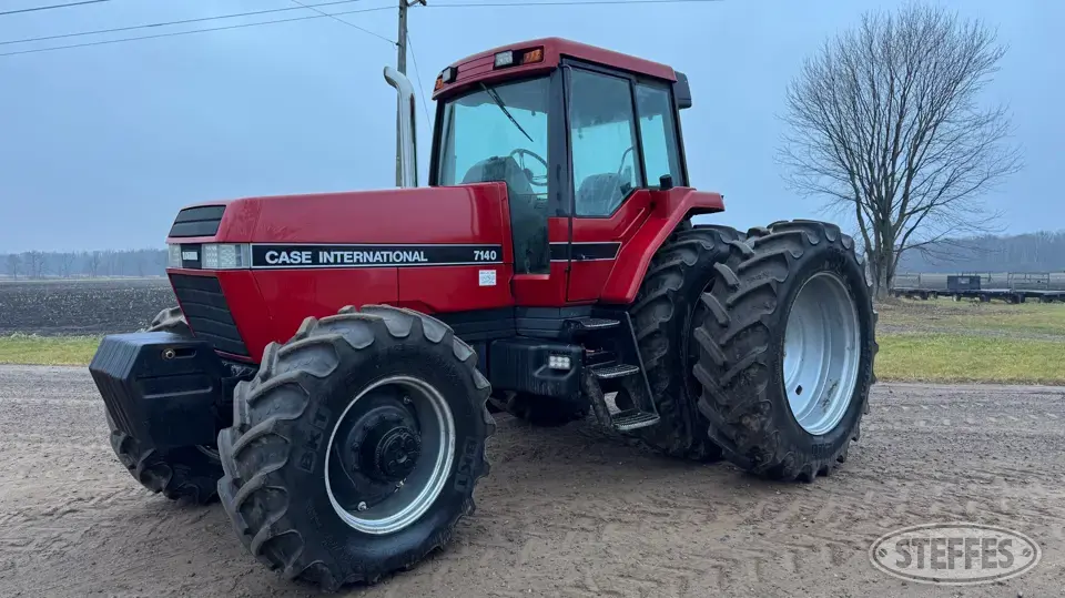 1988 Case IH 7140 MFWD Tractor