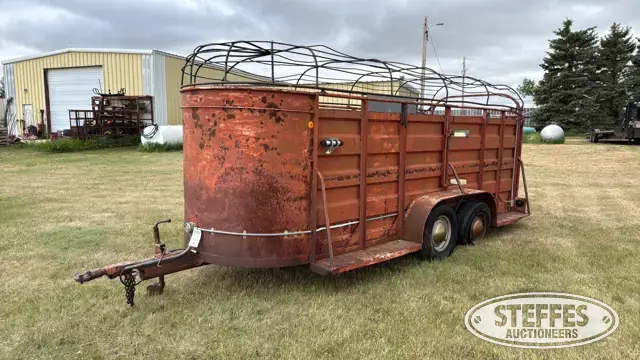 1970 Hale tandem axle livestock trailer