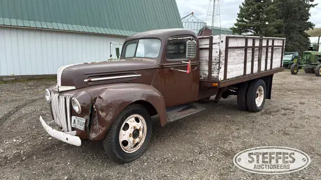 1947 Ford
