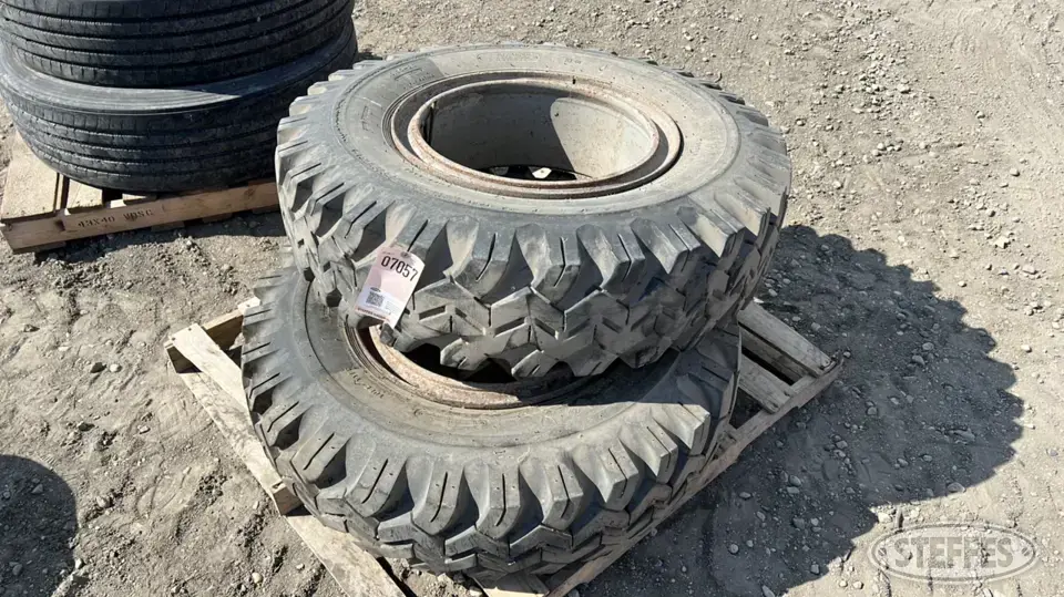 Firestone Super All Terrain Truck Tire