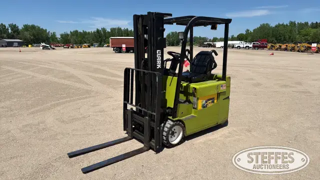 Clark TMX 25