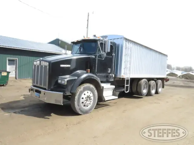 1997 Kenworth T800
