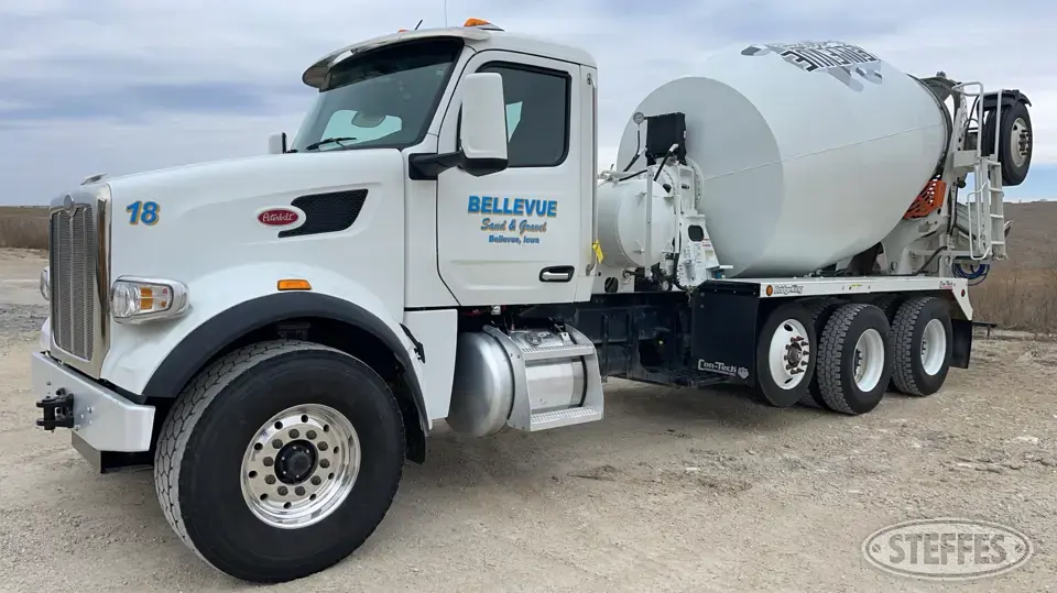 2023 Peterbilt 567 Mixer Truck