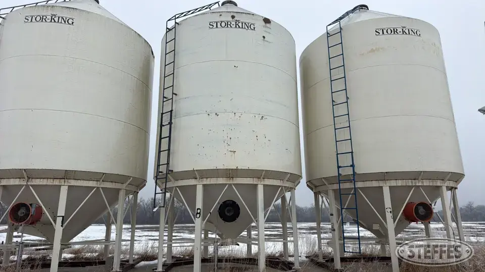Meridian Stor-King hopper bin