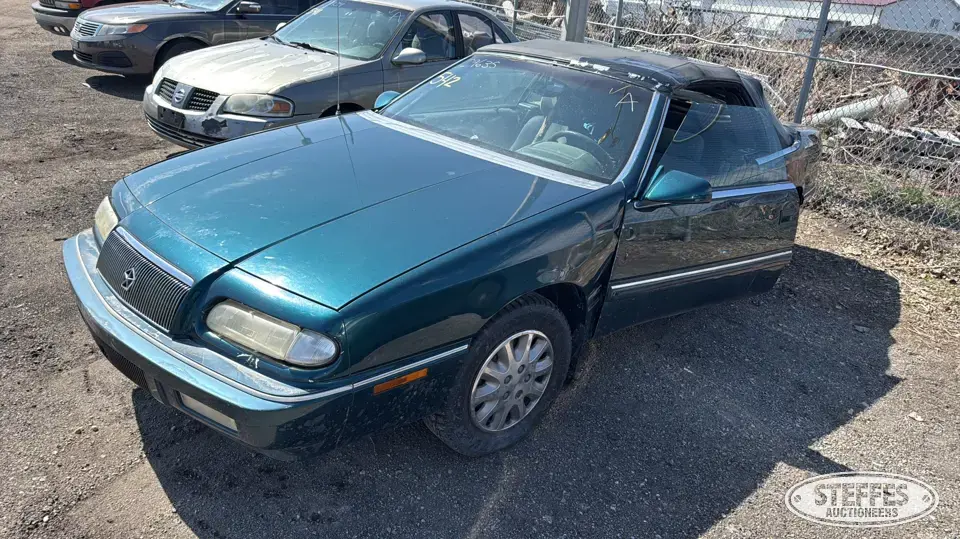1994 Chrysler LeBaron Car