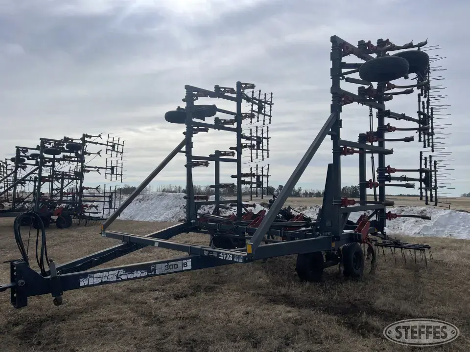 Flexi-Coil 300B Chisel Plow