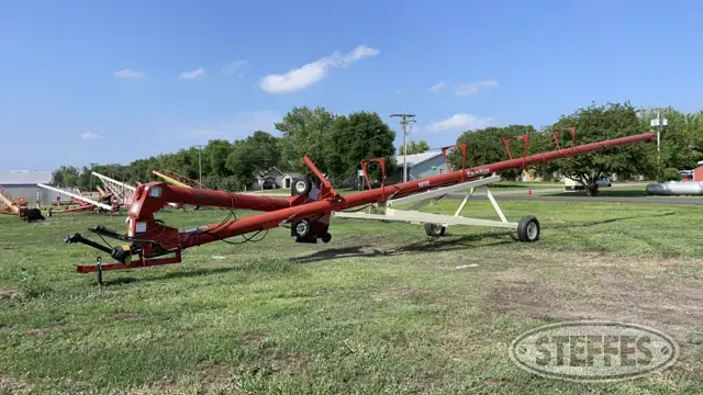 Farm King 1272