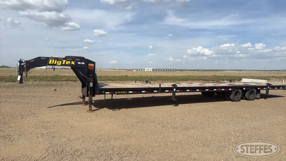 2022 Big Tex 25GN-40 Flatbed Trailer