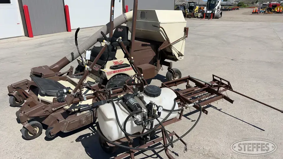 Grasshopper 928D Zero Turn Mower